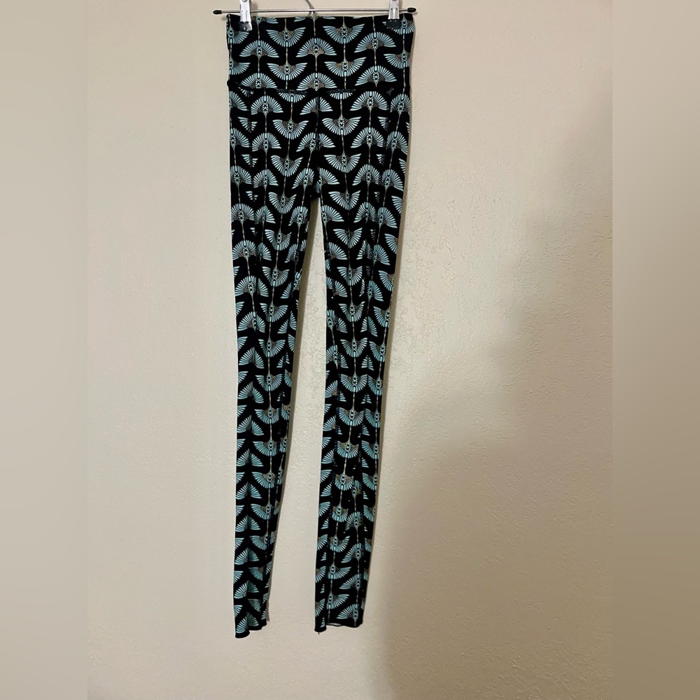 Daughters of Culture, Women's Yoga Leggings XS